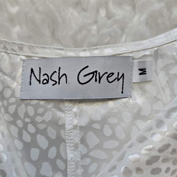 Nash Grey White Leopard Print Sleeveless Top. Size Medium. New without tags. - Picture 7 of 7